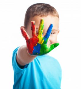 motricite_fine_enfant_ergotherapie_ergotherapeute_autisme_tdah_retard_developpement_crcm_carolyne_mainville_